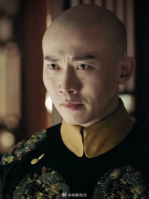 反正天塌下来了也有乾小四的嘴顶着