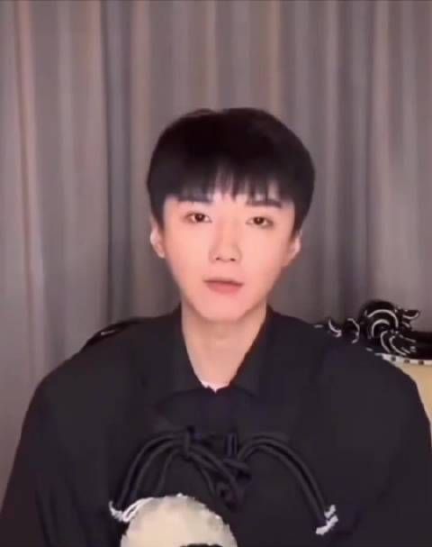 喜欢的人喜欢别人怎么办？网友：潇洒离开