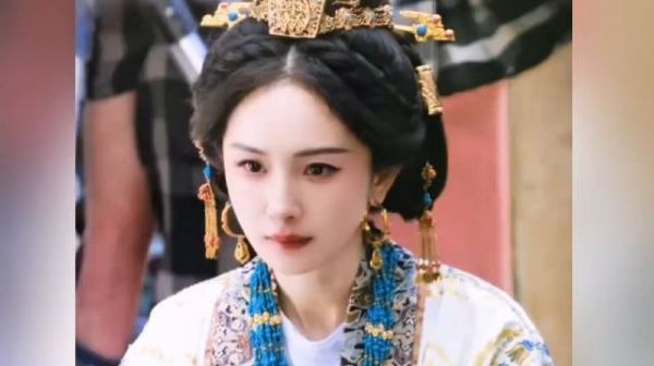 杨幂《江山大同》太后造型惊艳，端庄威仪尽显皇家风范