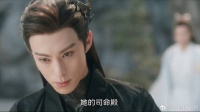 长珩追到逃跑的月尊 哪知他没想逃，只是不想破坏司命殿