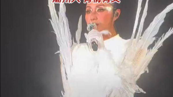 杨千嬅力荐《给阿嬷的情书》，称其看到潮州亲人影子