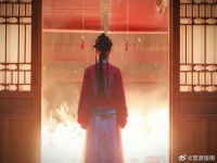 互动细节满满，从手部动作到肢体接触，都演绎得十分到位