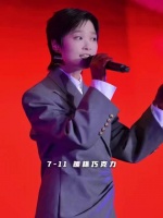 你们觉得温柔治愈的编曲方式，是否比悲情旋律更适合毕业季的舞台氛围？