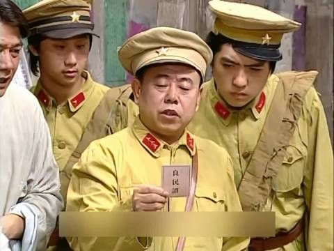 《地下交通站》最强客串局：郭德纲于谦吃驴大肠，潘长江查证件！