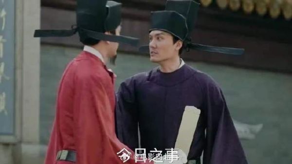 这两口子吵架了