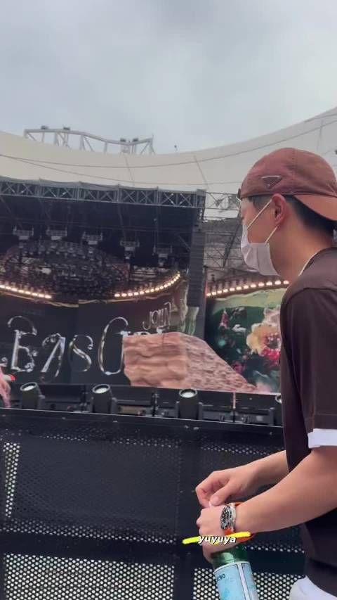 马龙夏露去了蔡依林演唱会,铁粉龙队