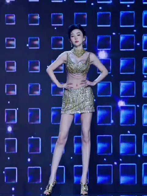 万国全明星中国香港代表,王艺凝