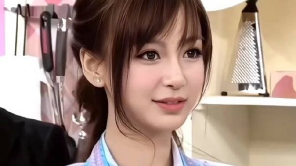 早期Angelababy港女妆真的美爆了，完全芭比娃娃