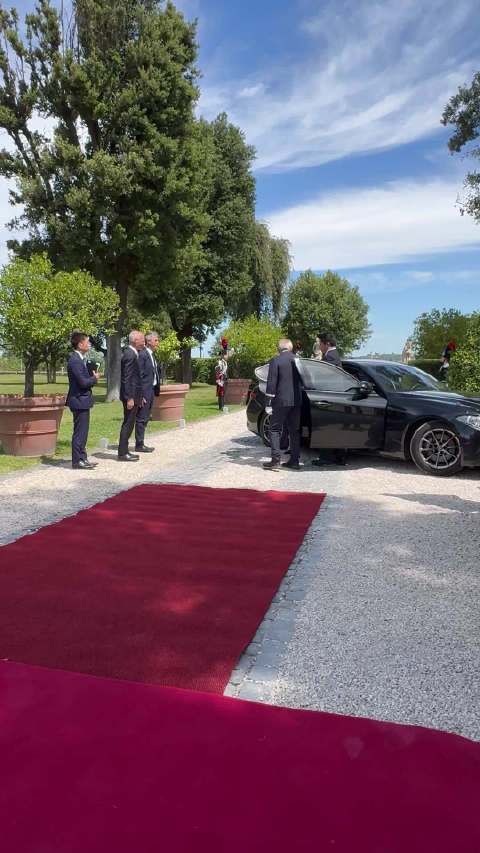 高市早苗访意获梅洛尼红毯欢迎