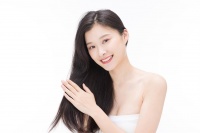 一个女人在外面有了情人，她会主动离开那个男人吗？