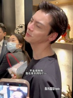 用粤语和粉丝们说舍不得你们～，新剧《爱情慢慢》杀青和粉丝聊天路透