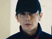 事实证明有钱可以任性，但不可以狂