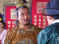 李进给朱元璋提建议，让大臣回顾自查，皇上采纳！