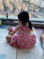 朱丹晒家庭日常 女儿口出金句让妈妈直呼“惭愧”