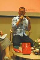 罗伟章新长篇《谁在敲门》想写下天地当中人的日常和命运