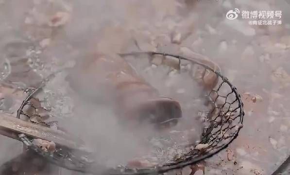 “那爷:她把我给休了”