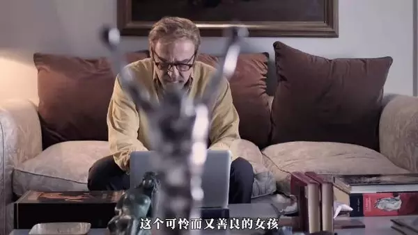 少女为保房产拍卖24小时，富商加价至3万欧要求当晚见面