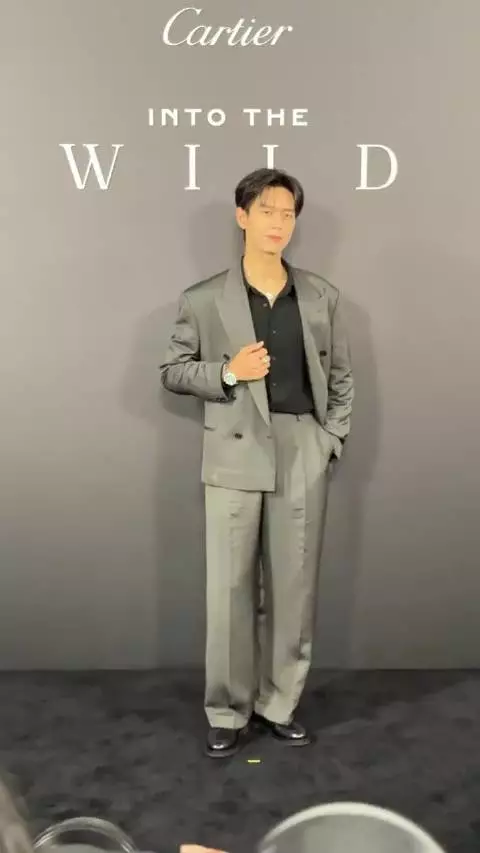 还是现男友权威！ 李现亮相卡地亚活动！谁的老公这么帅