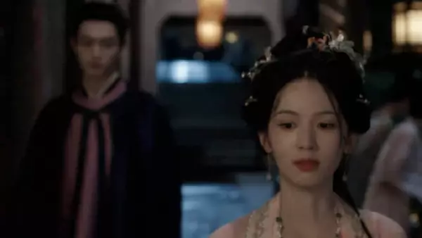 沈润不懂水性，被谢清圆调侃得多练练，声称落水自己谁都会救！