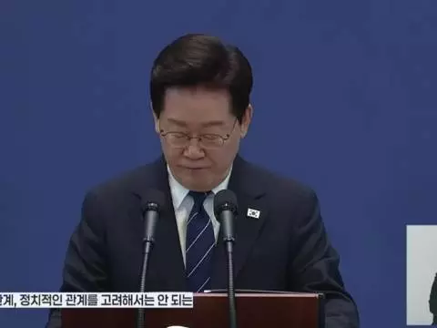 心疼你们咽下的委屈 心疼你们破碎时依然坚强的模样