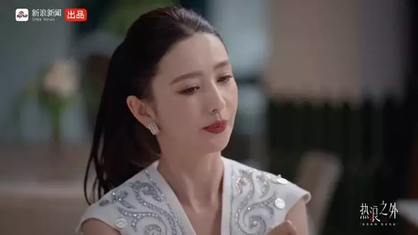 7.对话佟丽娅，聊起舞台表演的魅力，感受站在聚光灯下独有的情绪体验