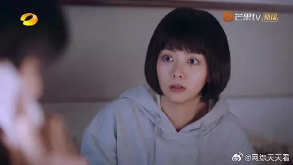尖尖接到获奖电话以为是骗子 凌霄承认拿尖尖的木雕去参加比赛，尖尖喜出望外