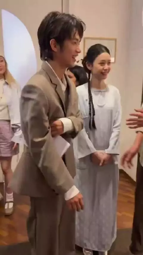 王晓慧王彦桐合体亮相湖南卫视中秋之夜