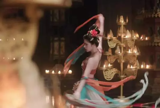 三十三世轮回助追太子，甜笑组合能否打破魔咒