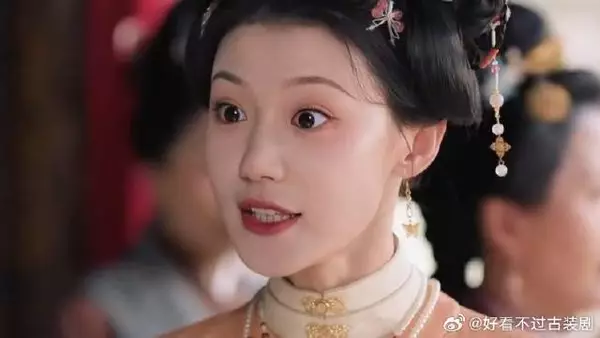 当喜欢的女子遭遇危机，看看这两个男子是怎样做的