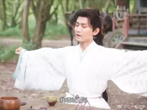 这俩人能吵三天三夜