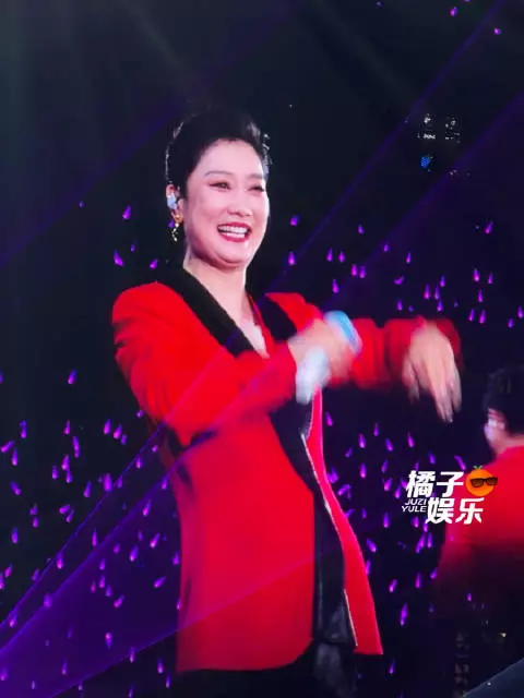 没被玲花妈咪军训过的人生是不完整的