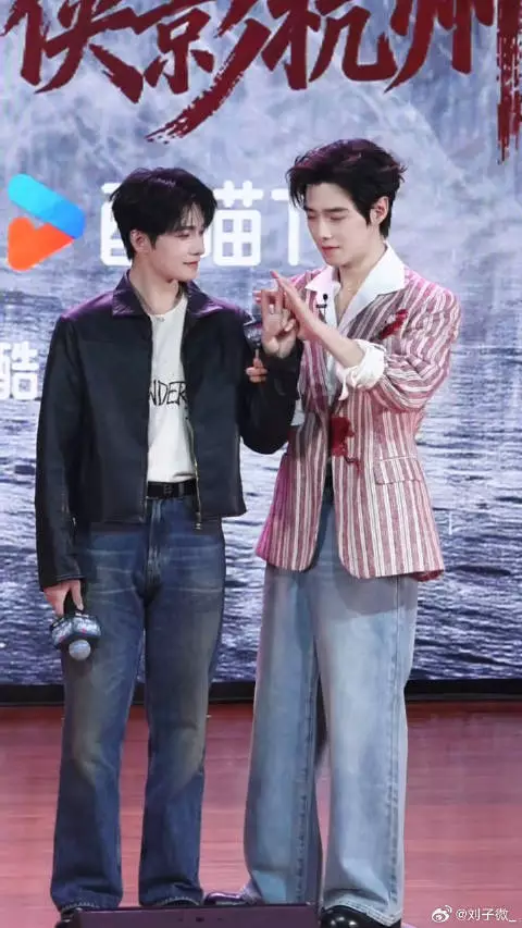 杨洋你咋这么萌呢～可爱鼠了 雨霖铃 微博VC计划微博VC计划
