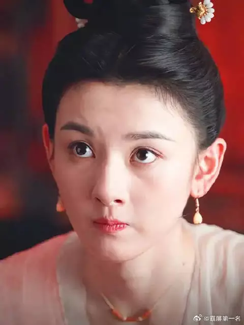 好甜啊可是为什么眼泪会突然流下来