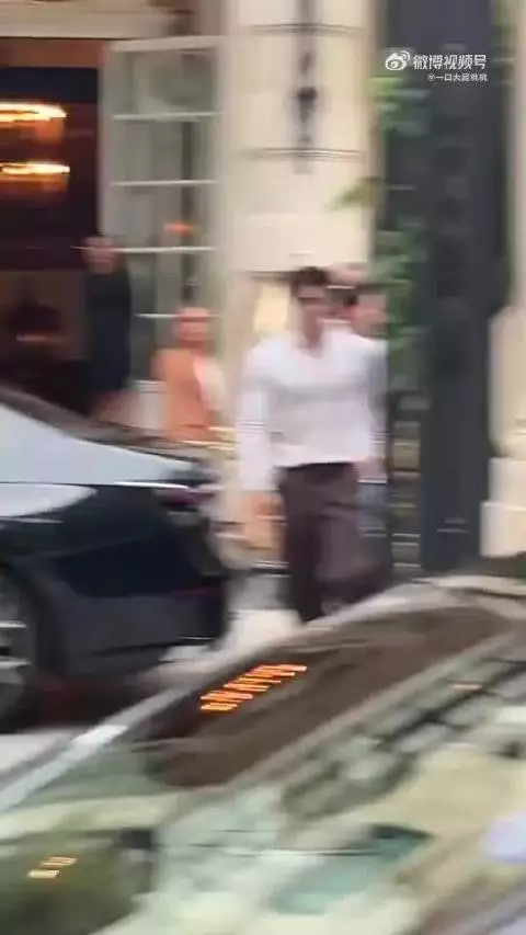 宋江变成肌肉大仍男了，和脸好不适配啊