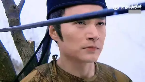 童年疑问，男主爱她为何亲手杀死她