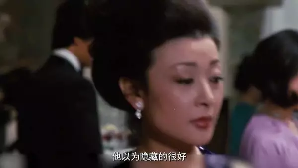 小伙为接近富婆混入顶级宴会，本想上演苦肉计，结果却不慎搞砸一切…