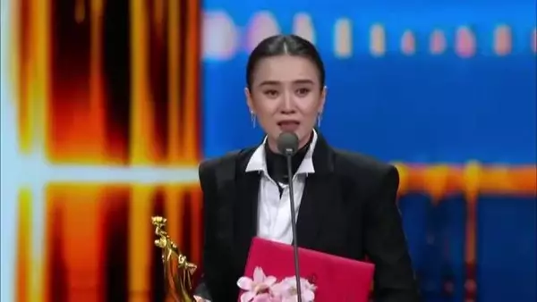创造历史！宋佳凭“张桂梅”一角夺飞天奖视后，成首位同一角色大满贯视后！