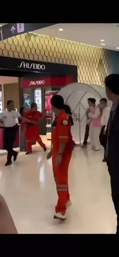 这是哪个国家的妖风千万别吹到中国——你是不是想说早就吹过来了！