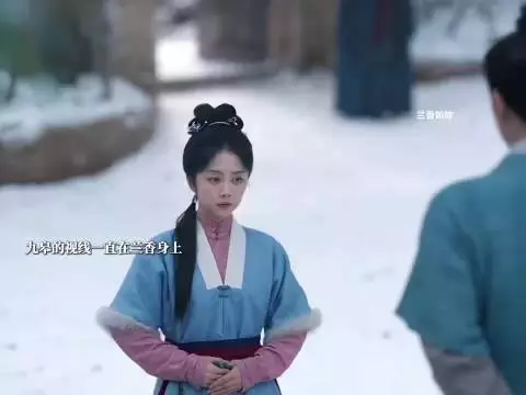 九皋你的视线早就落在了兰香身上 兰香如故