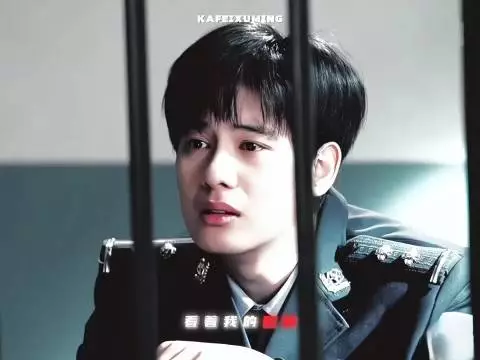 胡先煦综艺搞笑大男孩，醉梦变身冷峻刑警高雪林