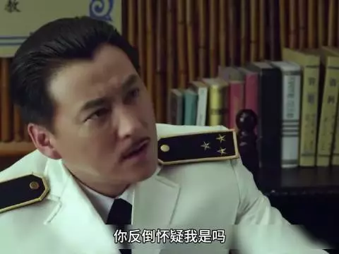 他为爱越狱认错人身份暴露，她撕破礼服制造混乱营救