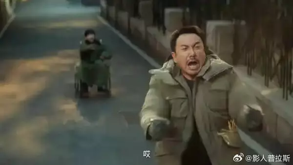 儿子坐轮椅滑下坡 沈腾还在自我陶醉,马丽发飙骂人