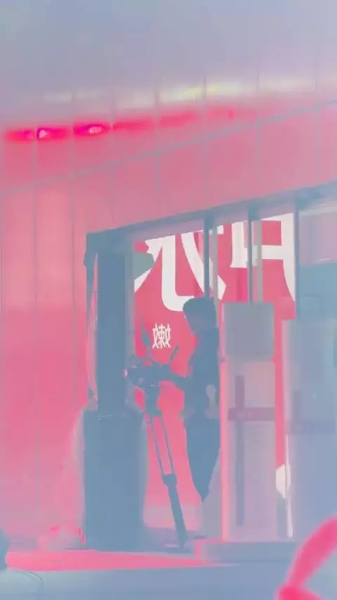 全红婵现在长得圆圆润润，可可爱爱，看着给人一种很舒服的感觉