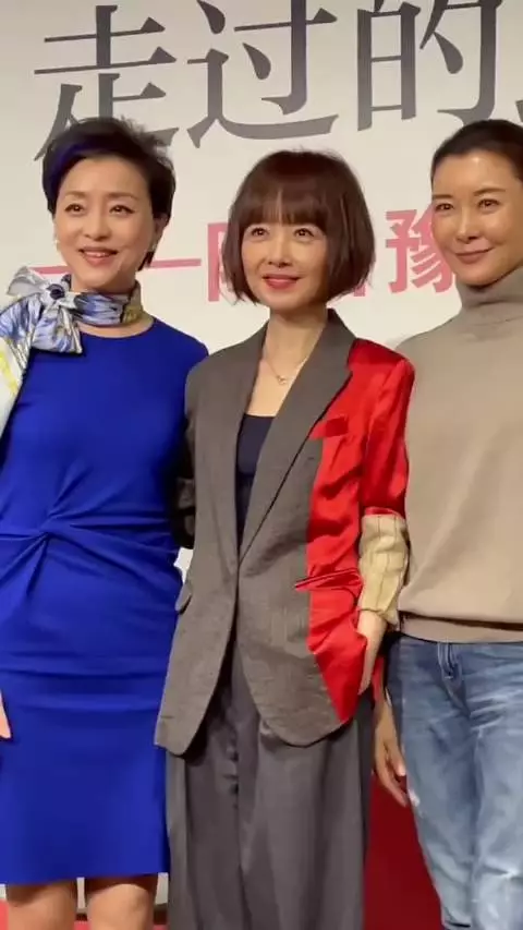 谁也没想到,她竟能够令好几个男人拜倒在她的石榴裙下,她就是演员柯蓝