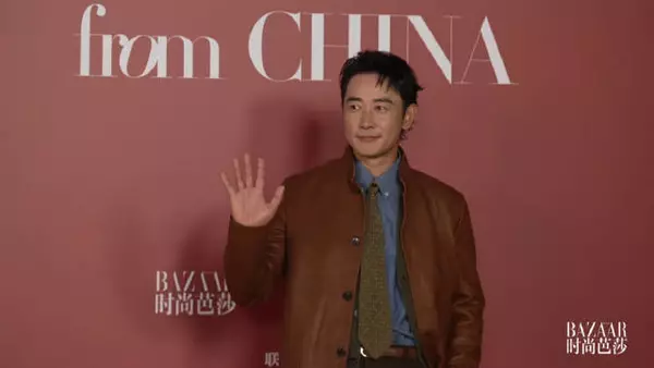 罗晋芭莎盛典红毯受访 领带图案是女儿画作