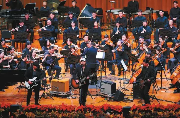第29届北京国际音乐节收官 崔健遇上交响 古典与摇滚“协奏”
