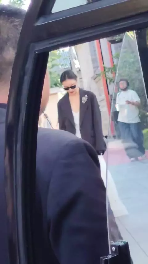 倪妮高叶现身引猜测