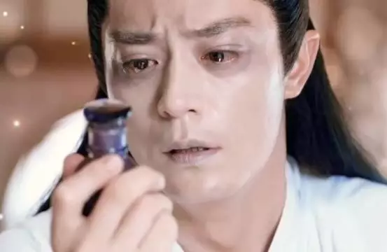 我以前真的看过花千骨吗，现在看怎么这么烧心，真的不是拿ai骗我吗