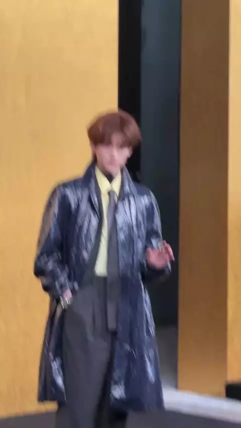 周翊然面对镜头游刃有余，自然又有感染力，绝佳表现力真的是天生吃这碗饭