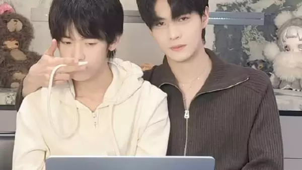 他亲你就亲你吧你挑衅镜头是什么意思 侯博健炫耀自己老婆很乖的样子很得意啊